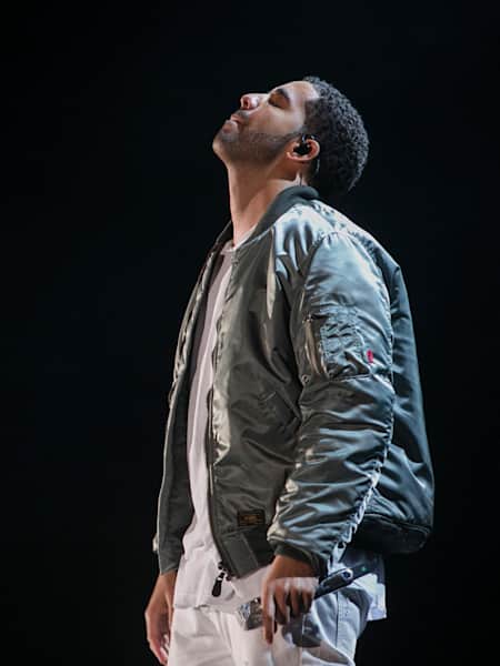 Drake performing in Dubai