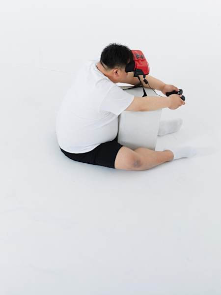 22年前に発売されていた元祖VRゲーム機を楽しむ