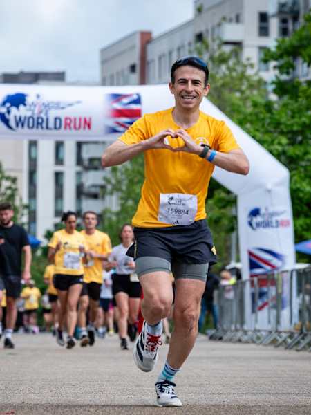 Participant performs at Wings for Life World Run London 2025, at Queen Elizabeth Olympic Park on 4th May 2025. 