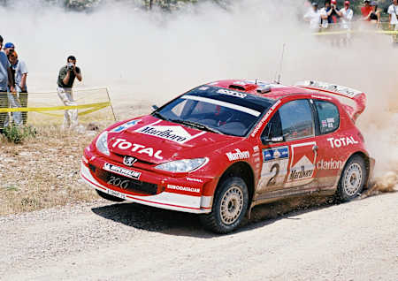 Richard Burns, en el Rally Acrópolis de 2003, Peugeot 206 WRC.