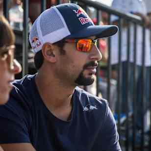 أحمد دحام خلال مسابقة ريد بُل كار بارك درِفت عمان