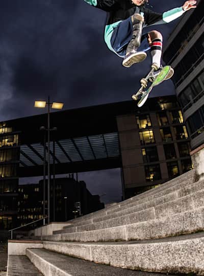 16 4 28 なんだって克服できる 義足のスケーター Skateboarding
