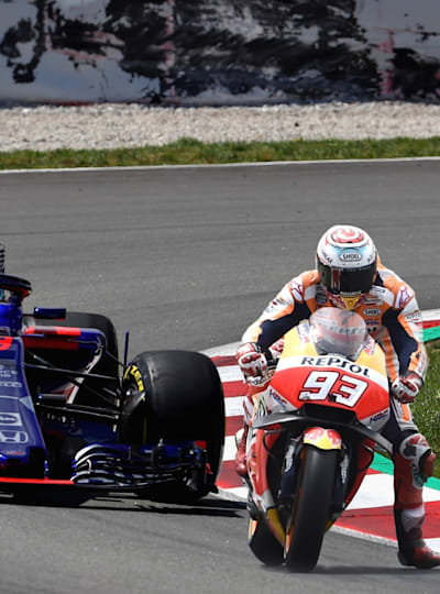 Qui va le plus vite entre une F1 et une MotoGP ? Marc Marquez a piloté une Formule 1 et une MotoGP.