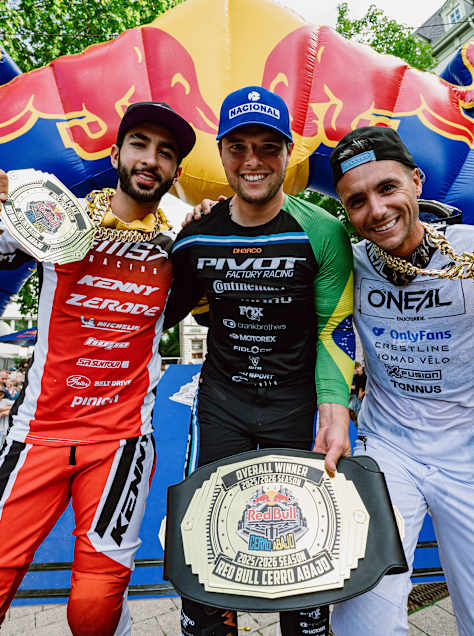 Roger Vieira campeão do Red Bull Cerro Abajo 2025-2026