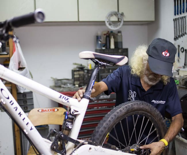 road bike servicing