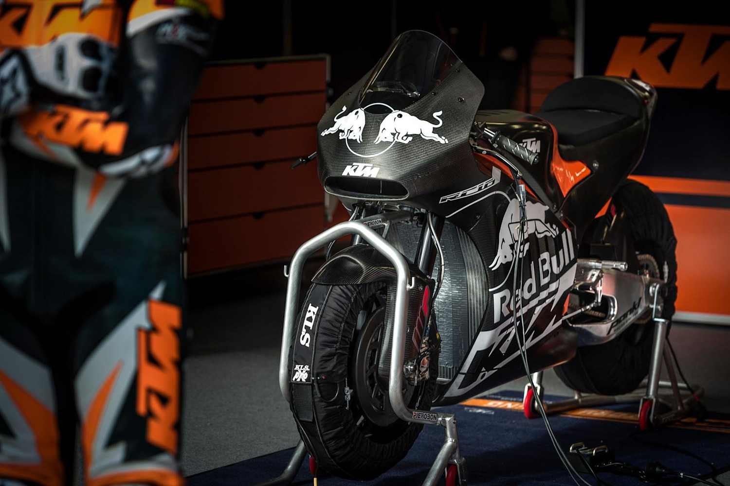 Die Entwicklung des KTM RC16 MotoGP Bikes