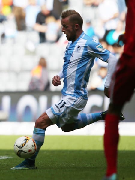 Der langjährige Zweitligaprofi kickt jetzt in der Regionalliga Bayern bei der U 23 der SpVgg Greuther Fürth.