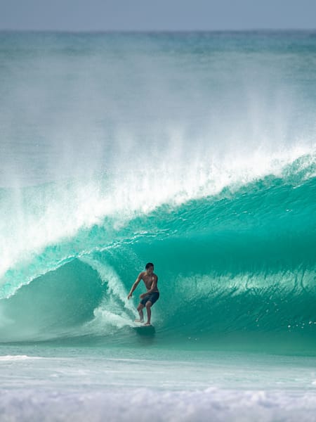 Barron Mamiya surfs at Log Cabins, USA on November 27, 2018.