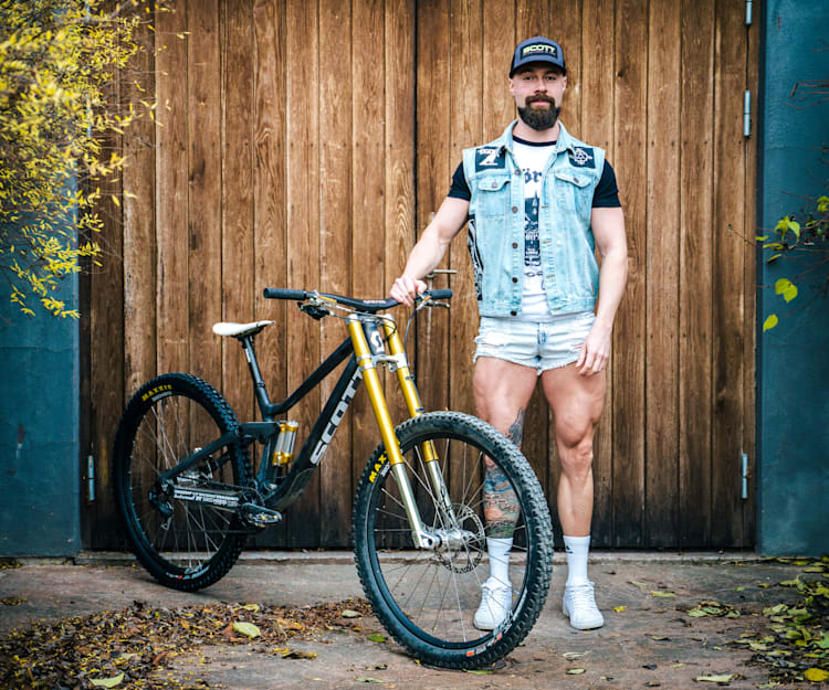 how to customise your mtb top 6 tips to pimp your bike