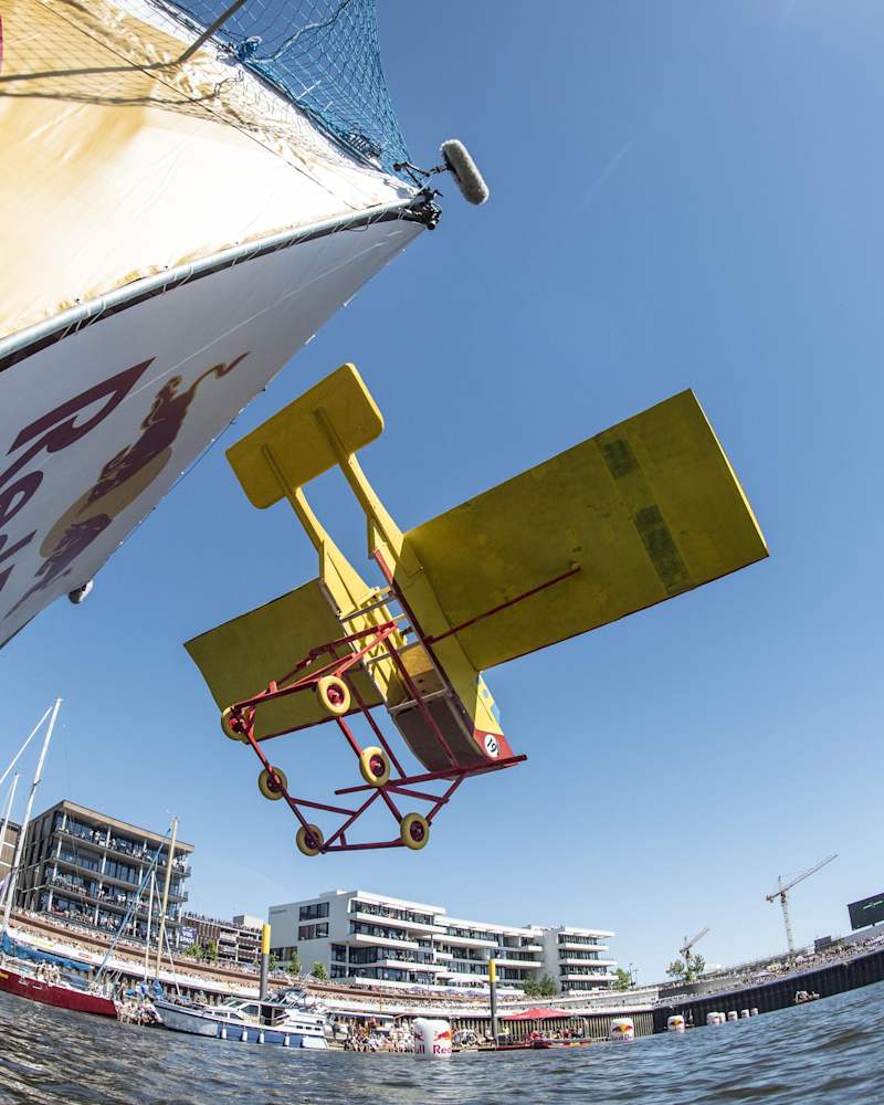 Red Bull Flight Day | ハイライト | 鳥人間イベント 動画 | レッドブル