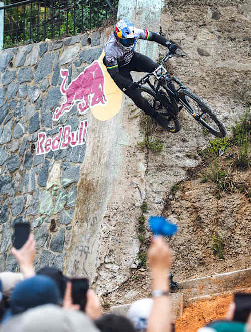 Tomáš Slavík navigates a challenging wall section during Red Bull Valparaíso 2025 in Chile, thrilling fans with his unparalleled mountain biking mastery