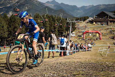 Catharine Pendrel became the 2016 UCI XCO World Cup champion at the final round in Andorra on September 4, 2016