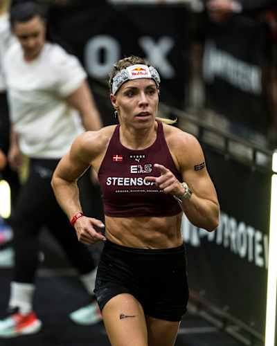 Ida Mathilde Steensgaard pushes through the Women’s Elite 15 at Hyrox World Championship 2025 in Chicago