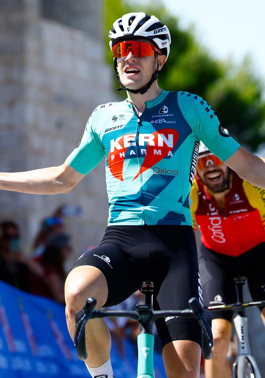 Red Bull BORA トライアスロンウェアM BORA hansgrohe トライアスロンウェア Mサイズ当日発送 ぶ*る様 BORA