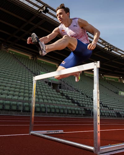Karsten Warholm in hurdles action.