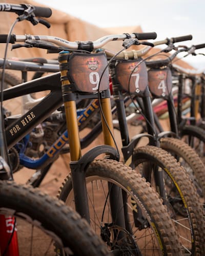 Bicicletas en el Red Bull Rampage 2024 en Virgin, Utah.