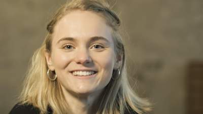 Laura Misch performs exclusively for RedBull.com Laura Misch performs exclusively for RedBull.com