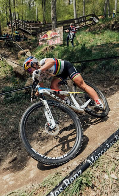 Evie Richards performs at UCI XCO World Cup in Albstadt, Germany on May 8, 2022.