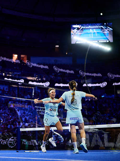 Beatriz González Fernandez and Claudia Fernández Sanchez celebrate the win of the Malaga Premier Padel P1 in Malaga, Spain on July 20, 2025