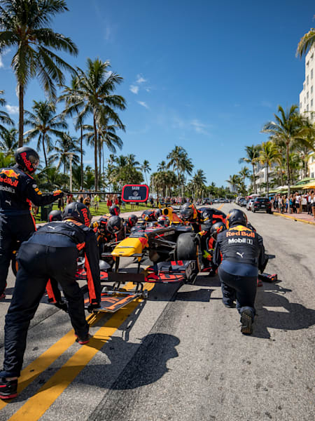 Pit Stop On The City Streets