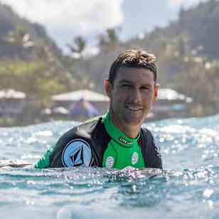 Ian Walsh surfs at Banzai Pipeline at the Volcom Pipe Pro on February 4, 2018, on the island of Oahu, Hawaii, USA.