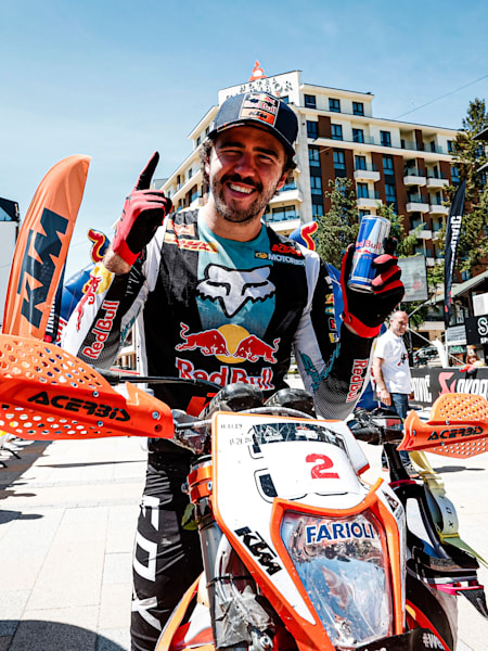 Manuel Lettenbichler durante el FIM Hard Enduro Xross en Serbia el 21 de mayo de 2022.