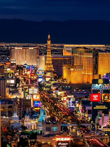 What Should You Know About Nightlife In Las Vegas?