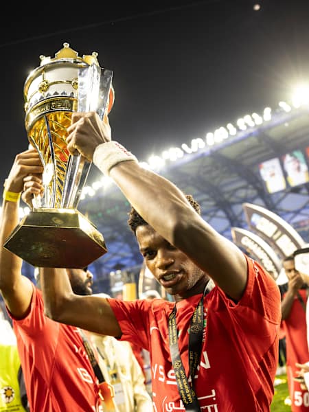 Football Fans Gear Up for the Qatar-UAE Super Cup