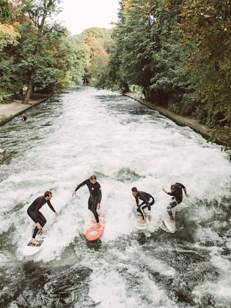 Mick Fanning Surfing Munich s Eisbach river video