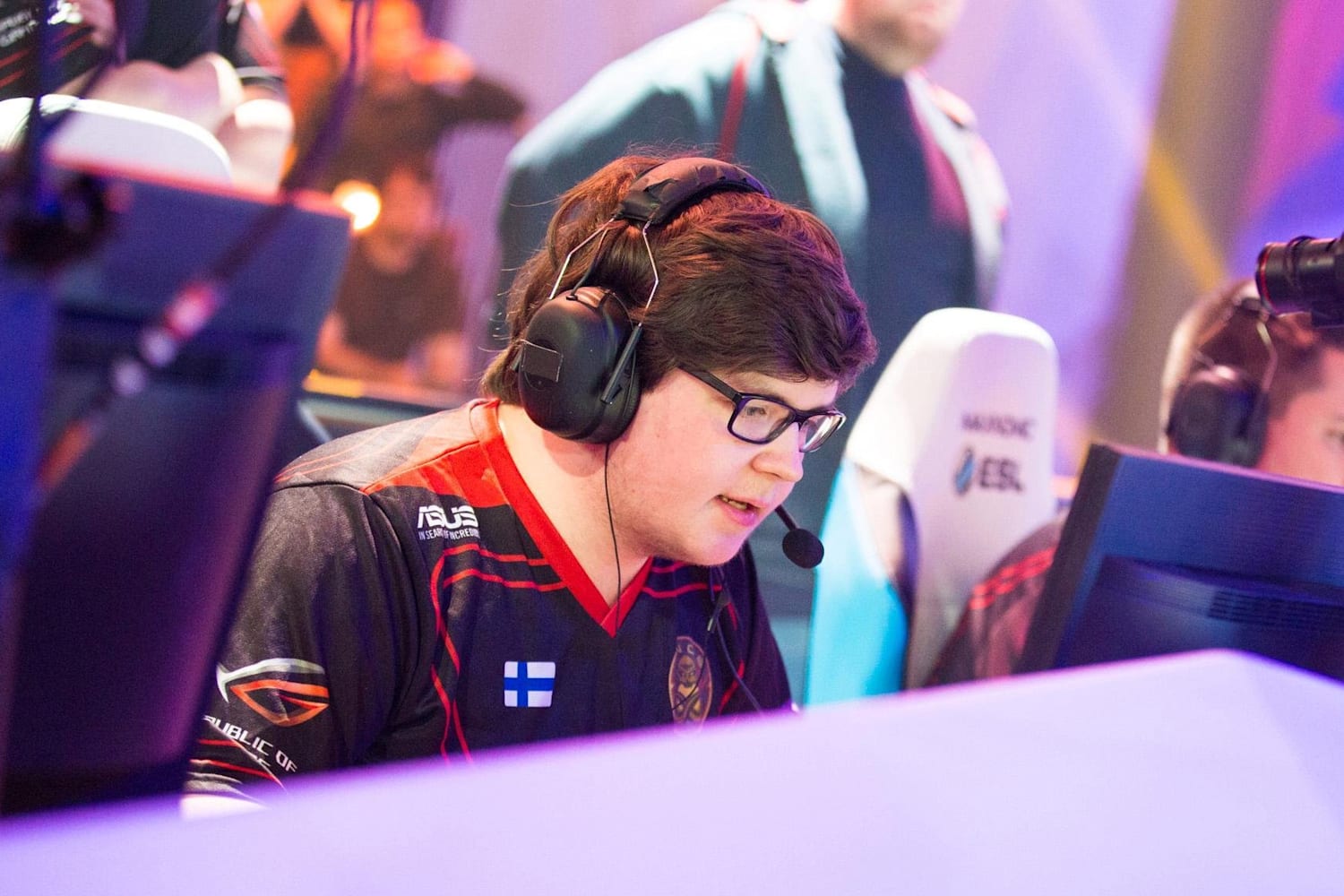 Rainbow Six Siege Pros on the best player in the world