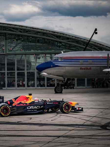 Red Bull Hangar-7 Wiedereröffnung