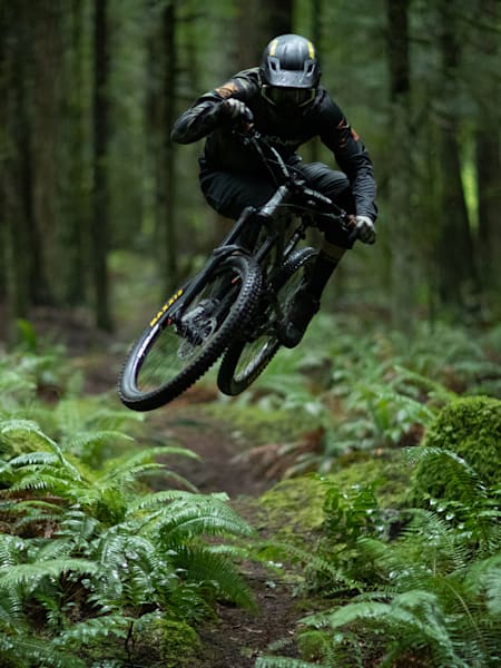 Découvrez notre classement des meilleurs VTT semi-rigides de l'année.