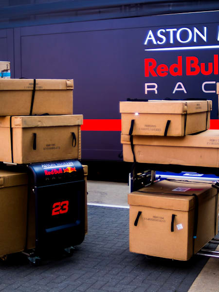 Pack Up Begins For The Team