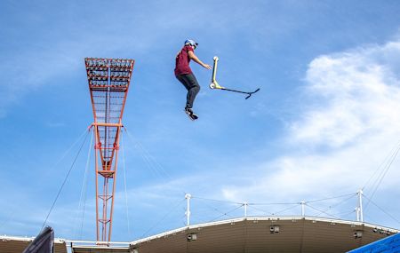 Ryan Williams performs in Scooter Best Trick