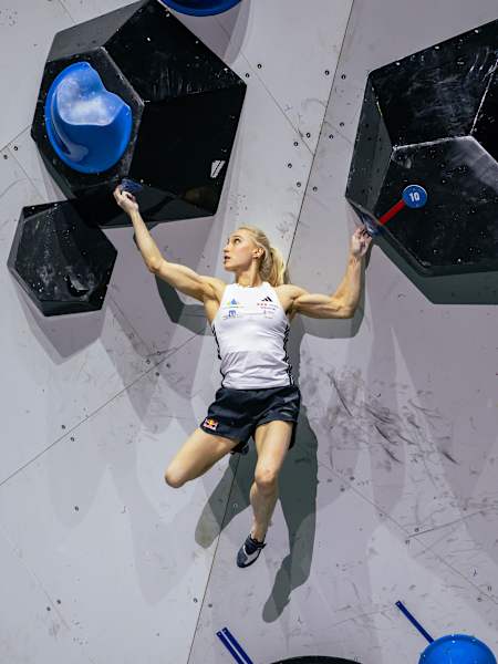 Janja Garnbret nimmt an den IFSC-Weltmeisterschaften in Seoul, Korea, am 27. September 2025 teil.