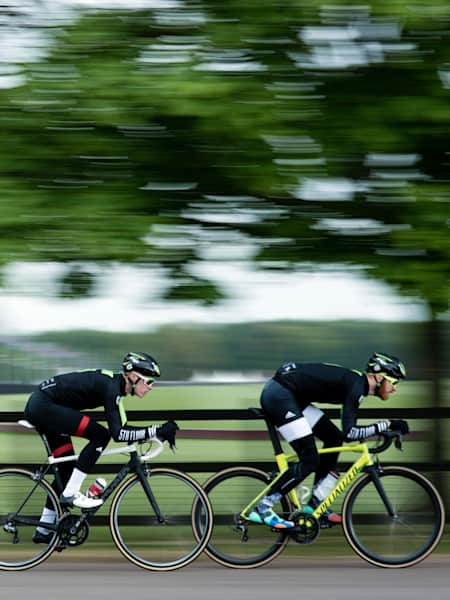 Red cycling sales products cross iv