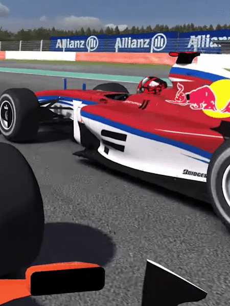 How Verstappen uses sim racing to become a better driver