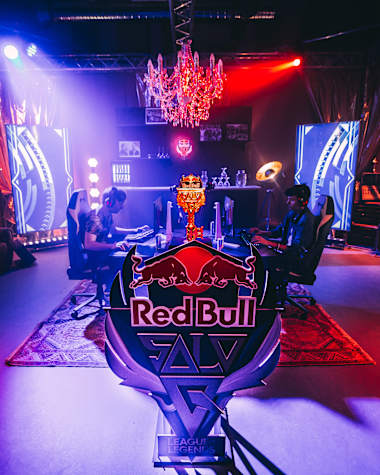 Players at Red Bull Solo Q