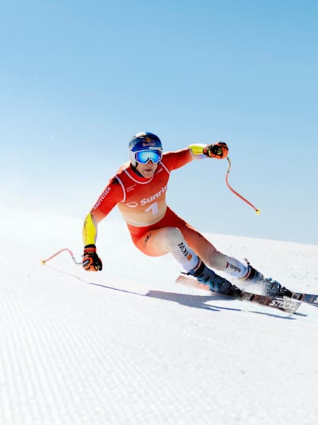 Lors de l'entraînement d'automne, Marco teste l'équipement et lui-même.
