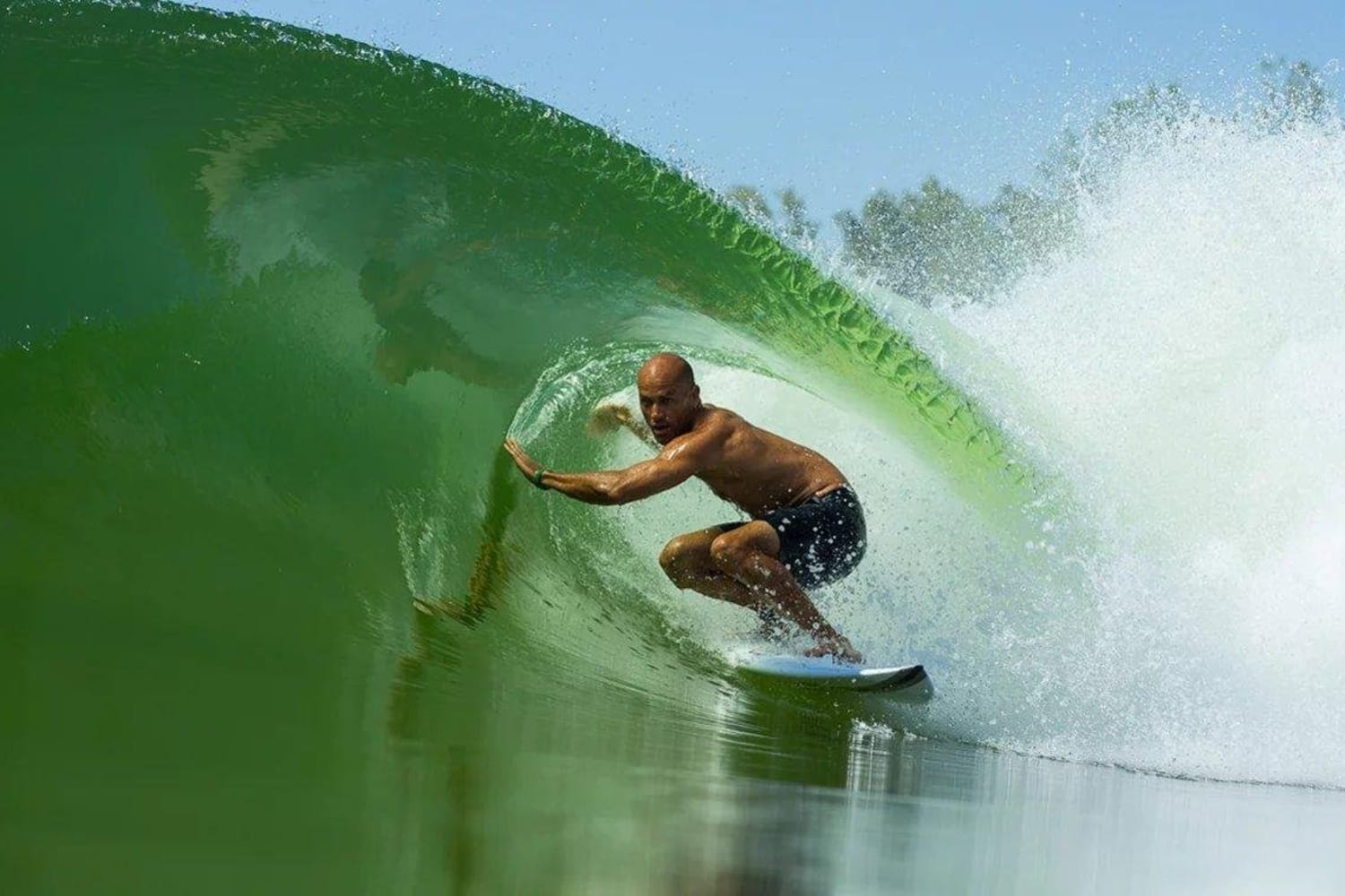 Kelly Slater Wave Pool Action With The Surf Stars