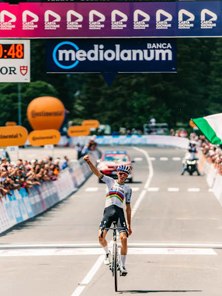 Lorenzo Finn gewinnt die 6. Etappe des Giro Next Gen
