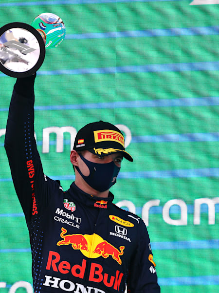 Ф-1: Ферстаппен финишировал в шаге от победы в Гран-при Испании