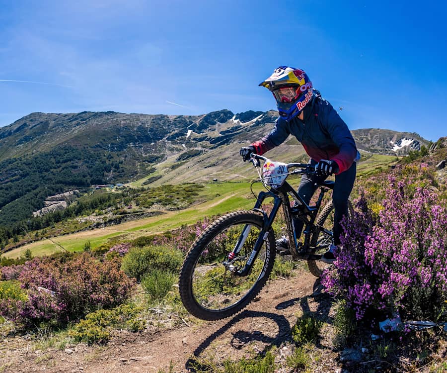 Fotos de ciclistas best sale mtb