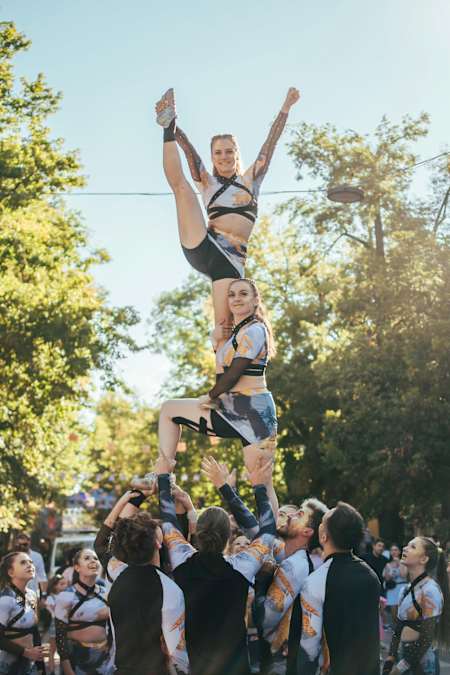 Knights of Transylvania la Untold (2022)