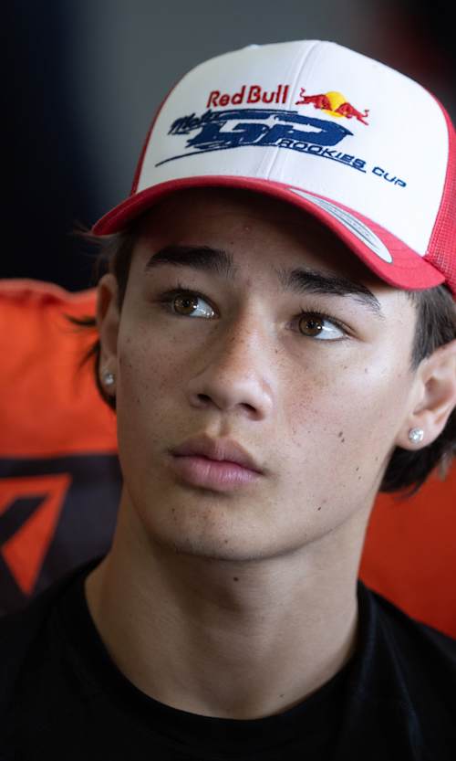 Lenoxx Phommara in the garage of Rookies Cup 2025