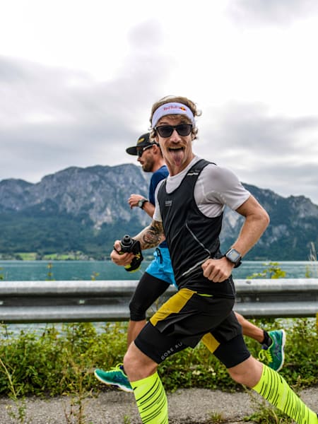 Flo Neuschwander: Gut gelaunt um den Attersee.