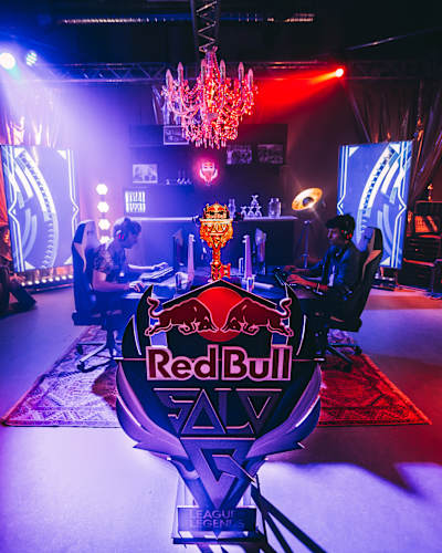 Red Bull Solo Q image
