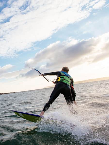 Kitesurfing in the UK Top 10 British kiting spots