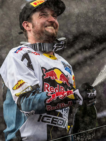 Max Nagl sur la première marche du podium en Argentine