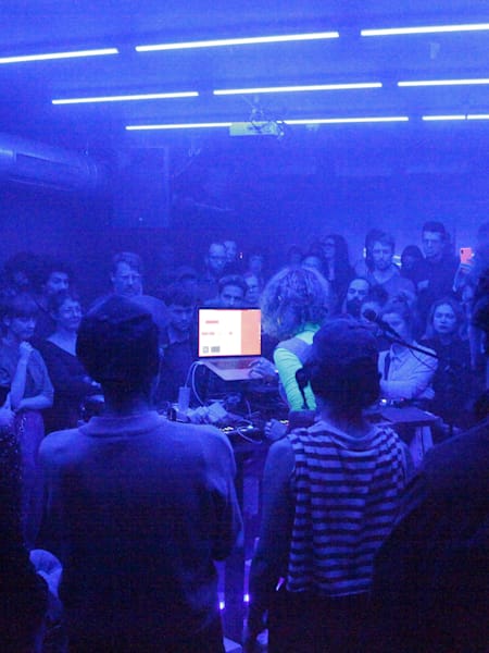 A photo of Jessika Khazrik performing live.